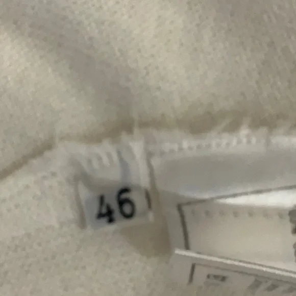 Chanel - Picture 5 of 7